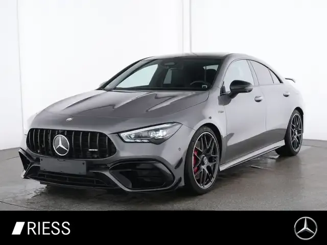 Mercedes-Benz CLA 45 AMG