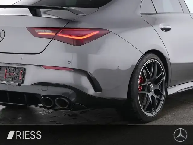 Mercedes-Benz CLA 45 AMG