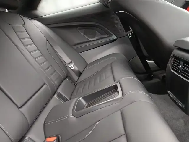 BMW 230