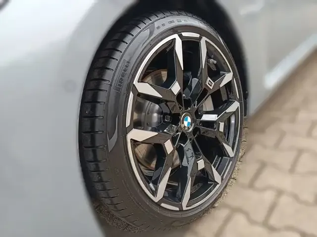 BMW 230