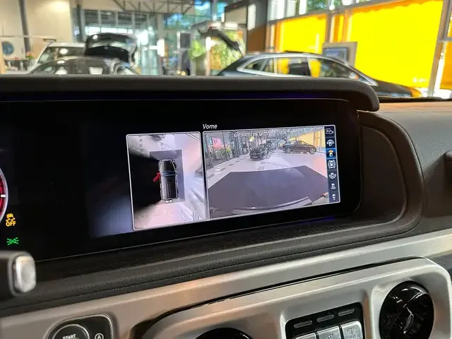 Mercedes-Benz G 500