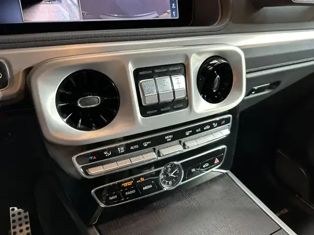 Mercedes-Benz G 500