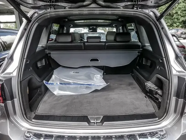 Mercedes-Benz EQB 350