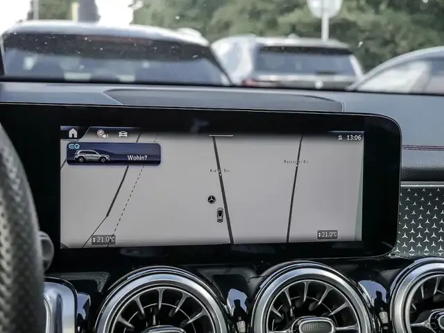 Mercedes-Benz EQB 350