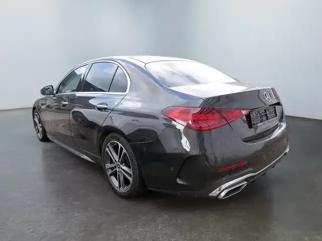 Mercedes-Benz C 220