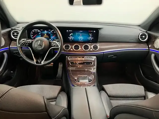 Mercedes-Benz E 400