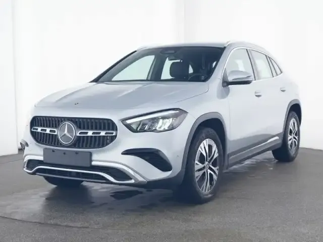 Mercedes-Benz GLA 180