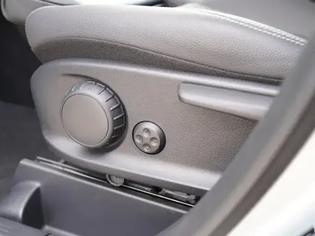 Mercedes-Benz B 220