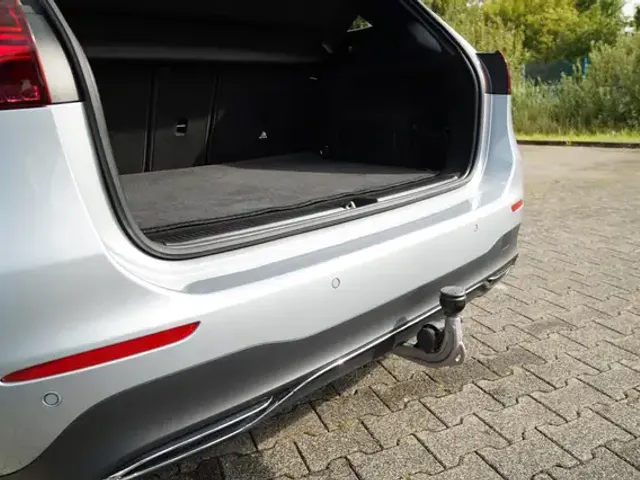 Mercedes-Benz B 220
