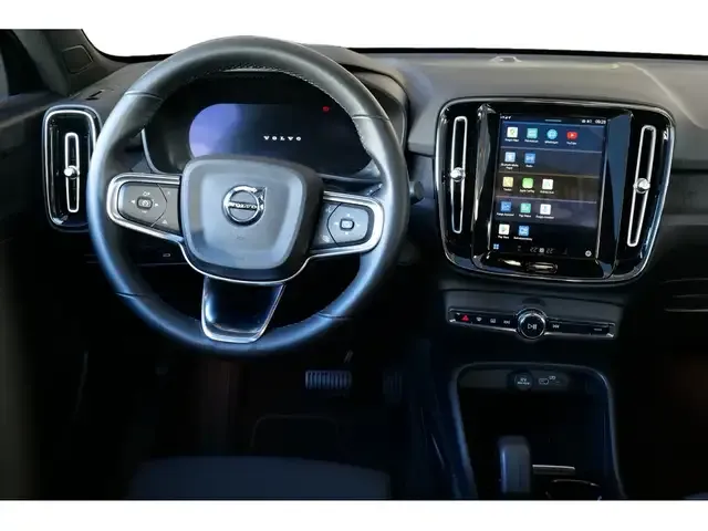 Volvo C40