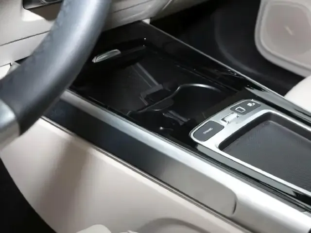 Mercedes-Benz EQB 300