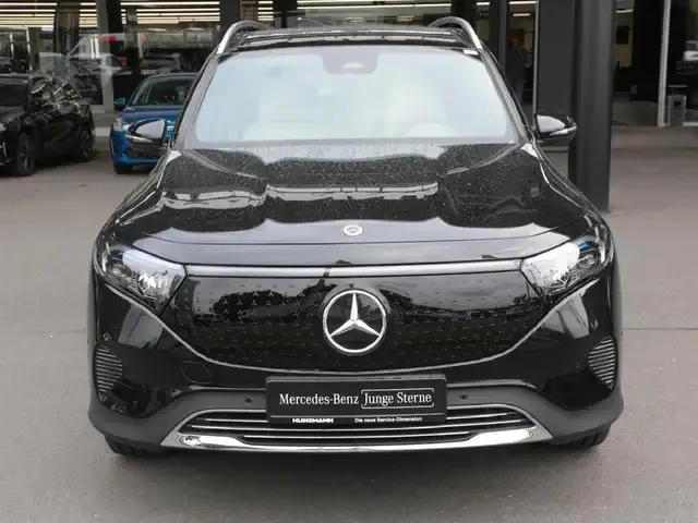 Mercedes-Benz EQB 300
