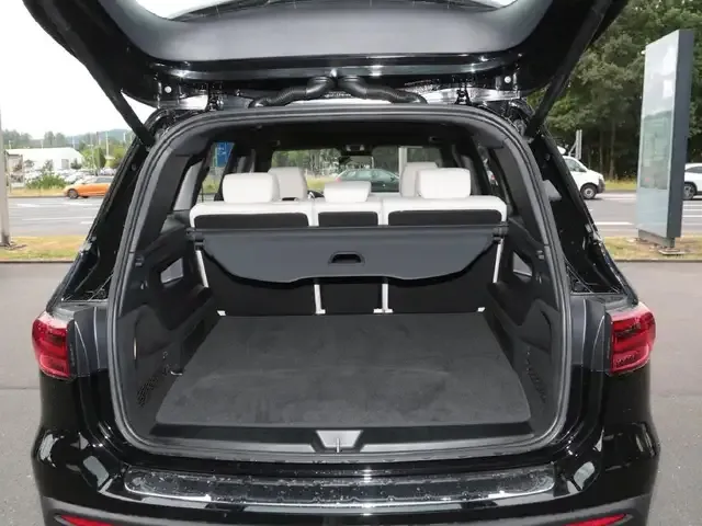 Mercedes-Benz EQB 300