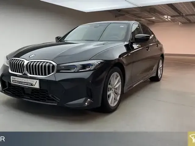 BMW 330