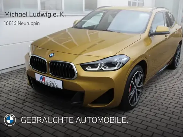 BMW X2