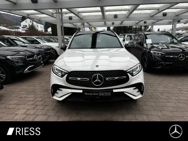 Mercedes-Benz GLC 220