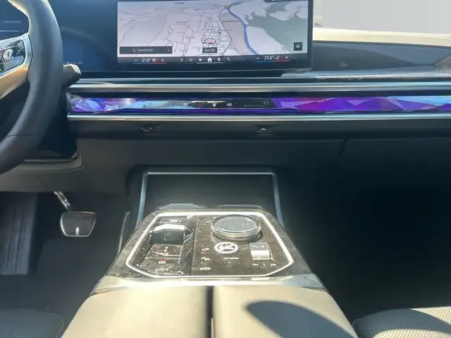 BMW 740