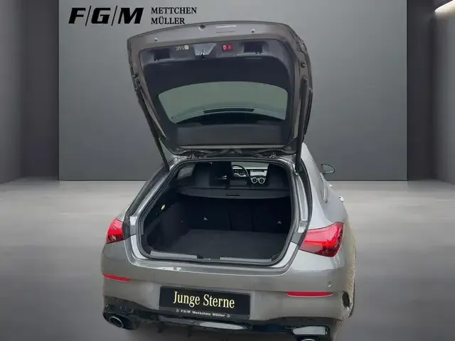 Mercedes-Benz CLA 35 AMG