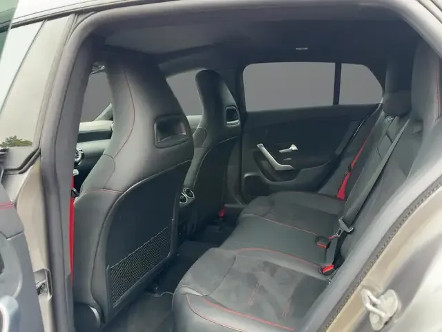 Mercedes-Benz CLA 35 AMG