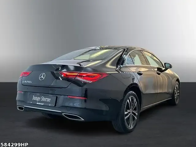 Mercedes-Benz CLA 250