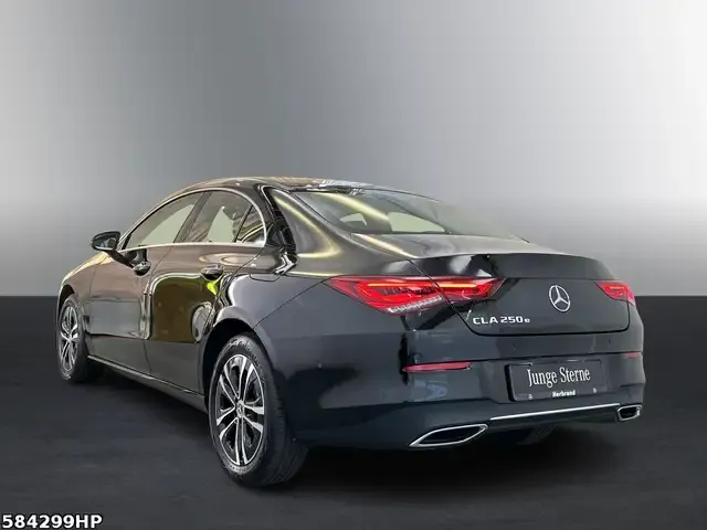 Mercedes-Benz CLA 250