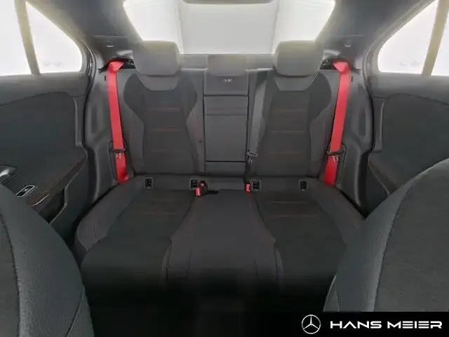 Mercedes-Benz A 35 AMG