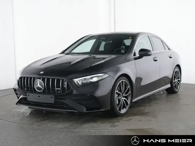 Mercedes-Benz A 35 AMG
