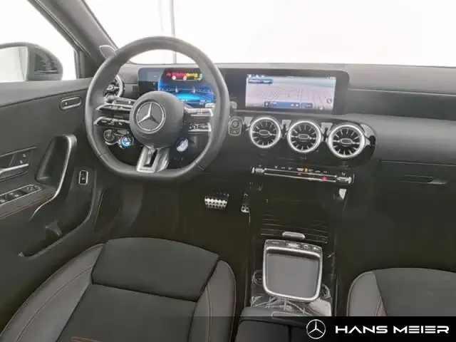 Mercedes-Benz A 35 AMG