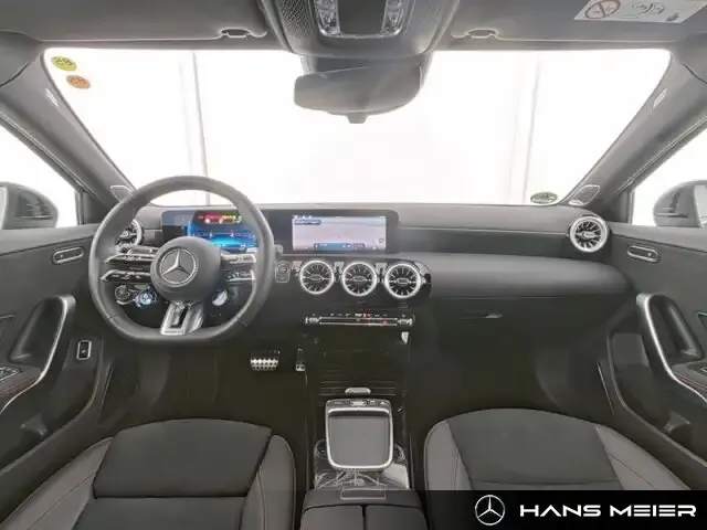 Mercedes-Benz A 35 AMG