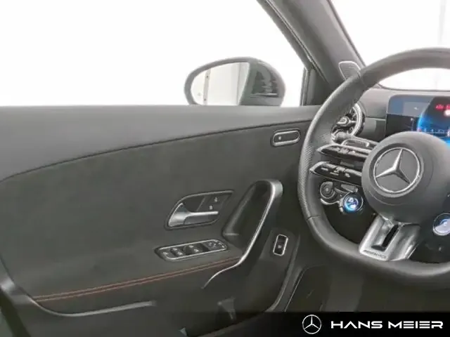 Mercedes-Benz A 35 AMG