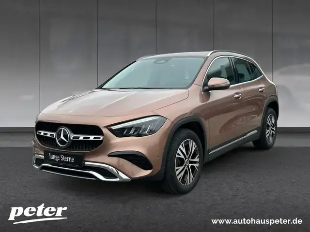 Mercedes-Benz GLA 200
