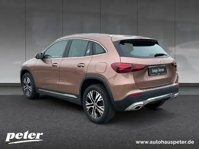 Mercedes-Benz GLA 200