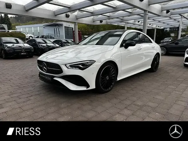 Mercedes-Benz CLA 220