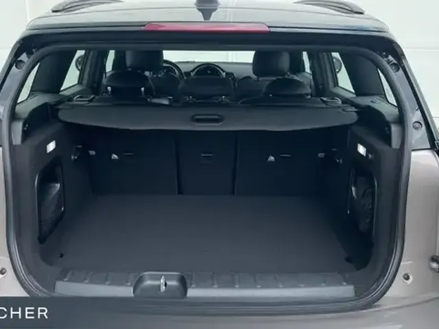MINI Cooper Clubman