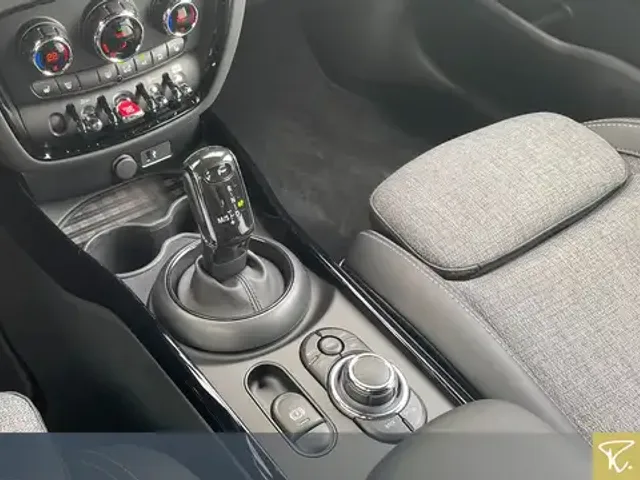 MINI Cooper Clubman