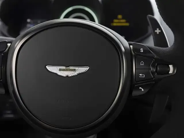 Aston Martin V8