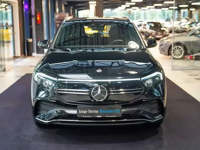 Mercedes-Benz EQA 300