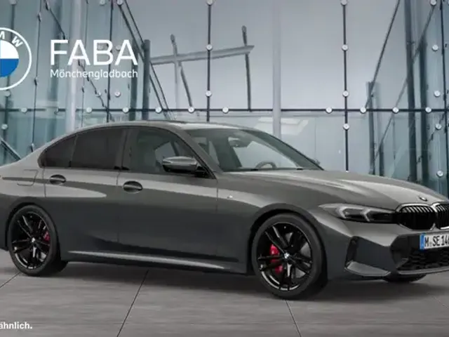 BMW 330