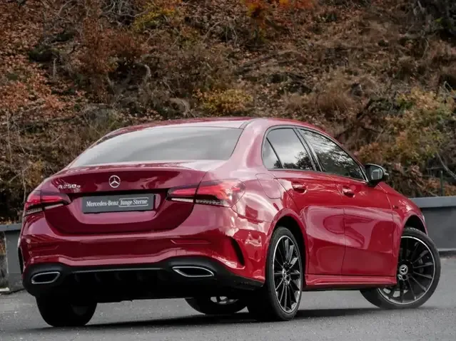 Mercedes-Benz A 250
