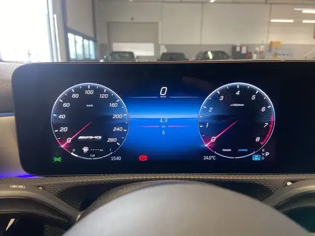 Mercedes-Benz A 35 AMG