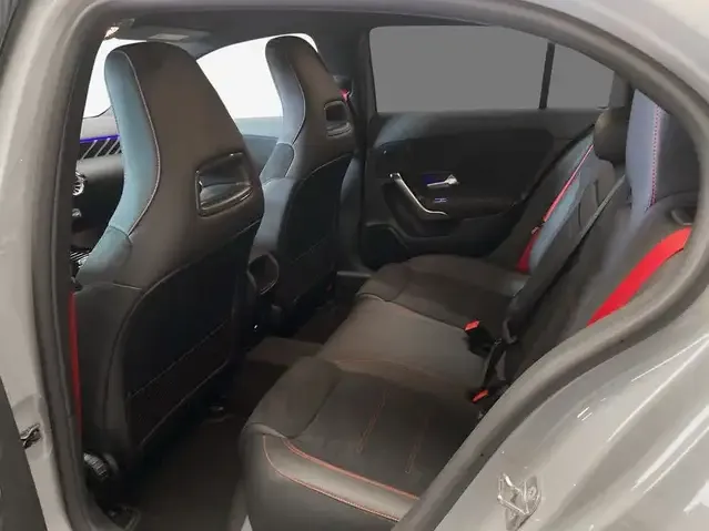 Mercedes-Benz A 35 AMG