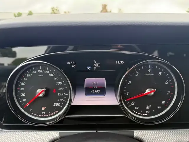 Mercedes-Benz E 450