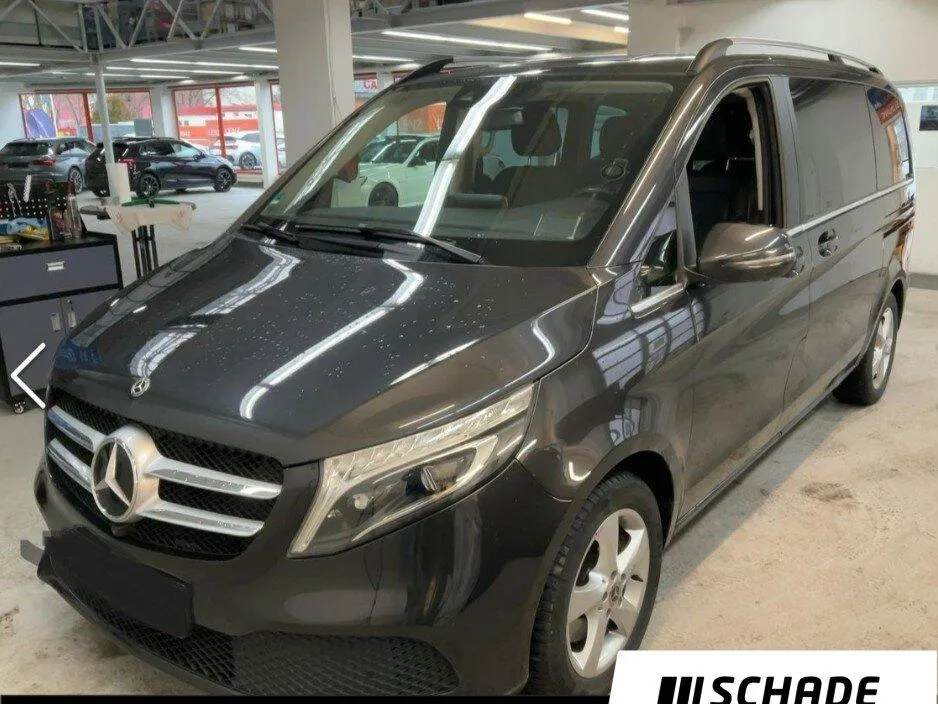 Mercedes-Benz V 250
