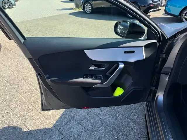 Mercedes-Benz A 35 AMG