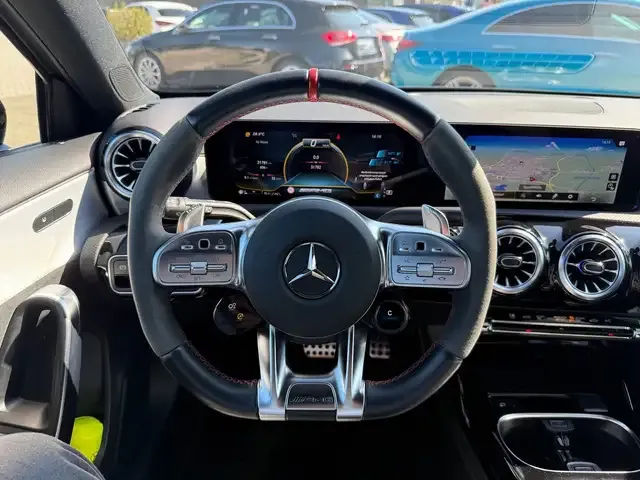 Mercedes-Benz A 35 AMG