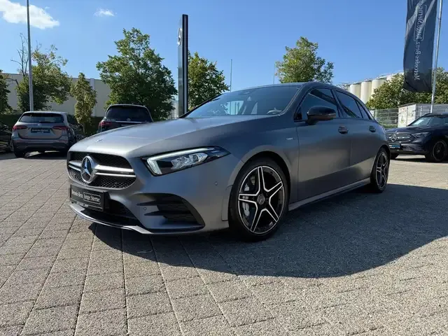 Mercedes-Benz A 35 AMG