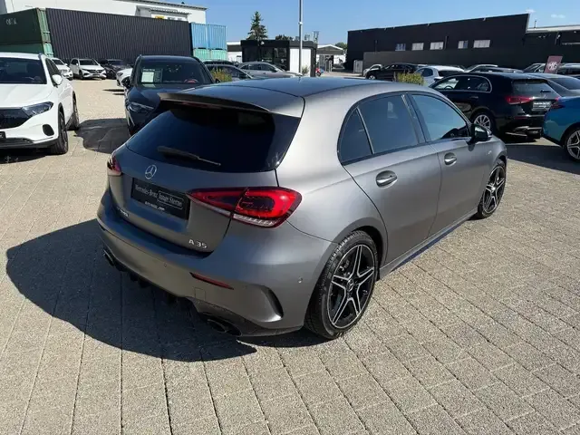 Mercedes-Benz A 35 AMG