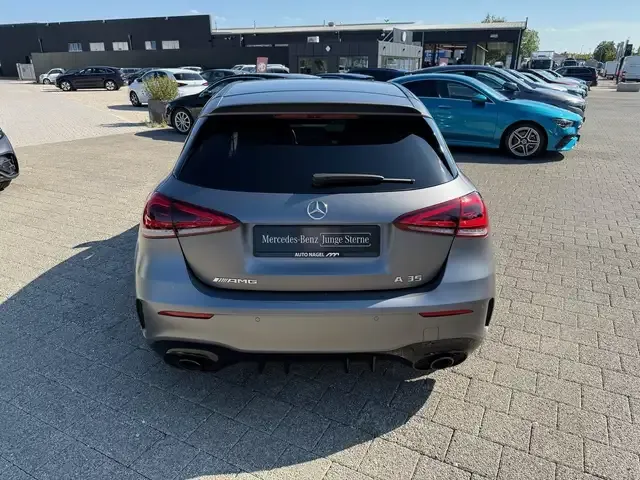 Mercedes-Benz A 35 AMG