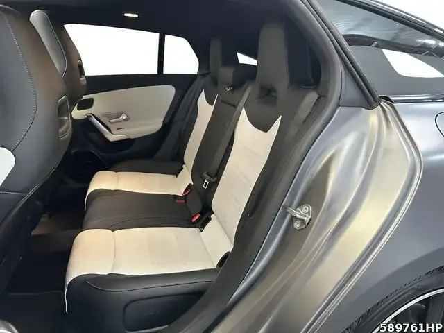 Mercedes-Benz CLA 220