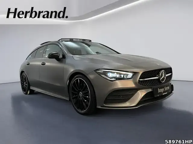 Mercedes-Benz CLA 220